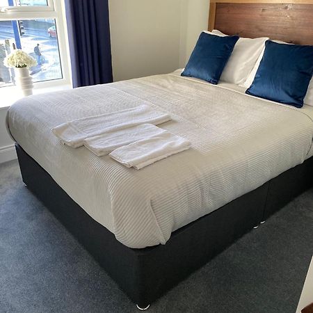53 Luxury Accommodation 梅努斯 外观 照片
