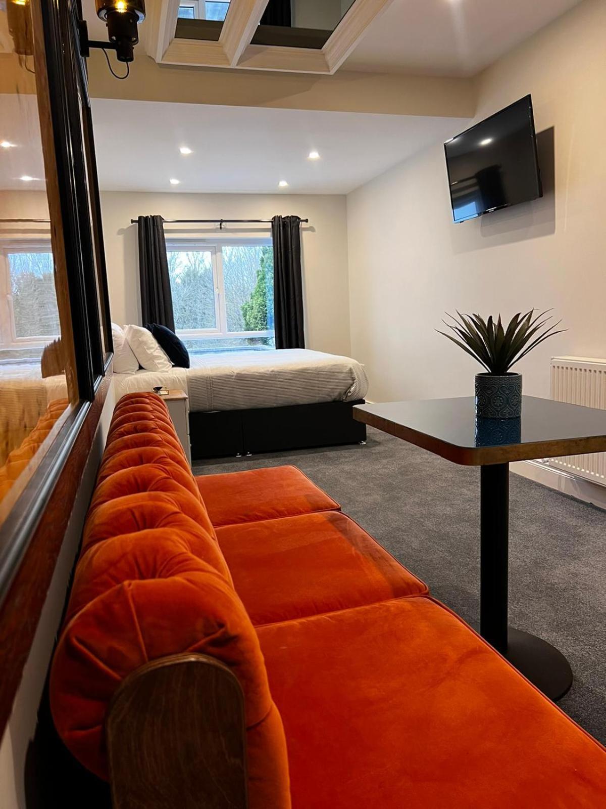 53 Luxury Accommodation 梅努斯 客房 照片